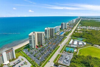 781 Nettles Blvd in Jensen Beach, FL - Building Photo - Building Photo