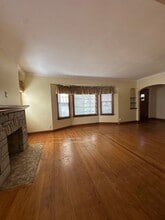 3210 N 48th St, Unit 3210 in Milwaukee, WI - Building Photo - Building Photo