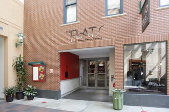 The FLATS in Harrisburg, PA - Foto de edificio - Building Photo