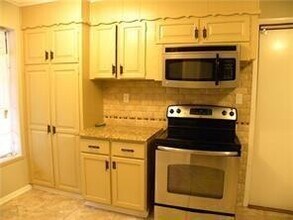 7274 Hardisty St in Richland Hills, TX - Building Photo - Building Photo