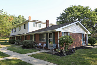 Ranch Village in Parma Heights, OH - Building Photo - Building Photo