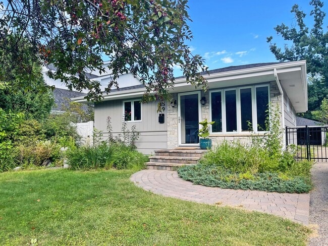 property at 4529 Vandervork Ave