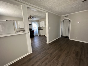 4610 Picadilly Ave in Louisville, KY - Building Photo - Building Photo