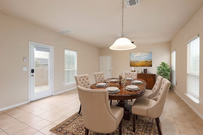 2018 Langdale Ln in Austin, TX - Building Photo - Building Photo