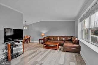 1952 Goodnaw St in Philadelphia, PA - Building Photo - Building Photo