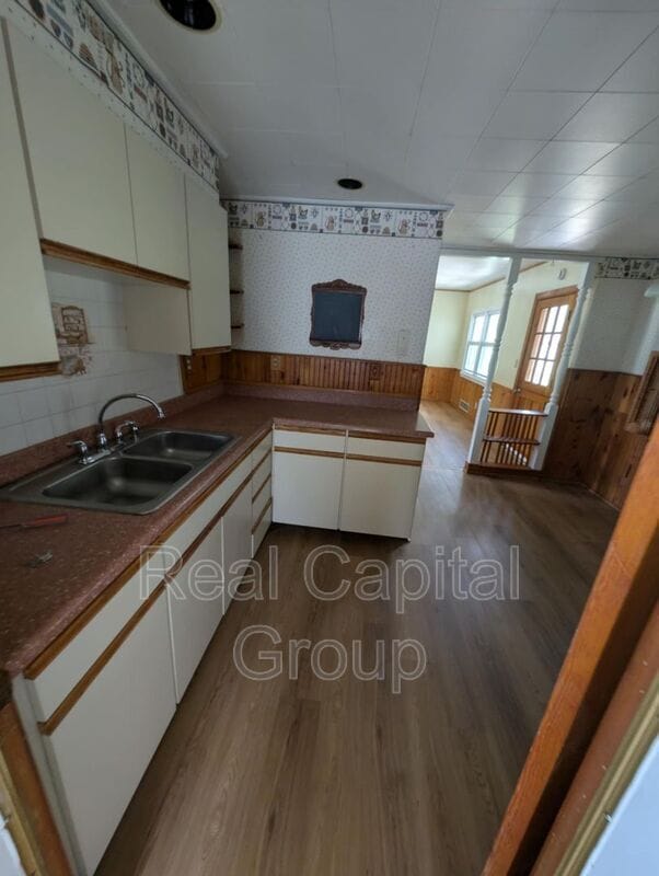 27 Kingswood Dr in Cheektowaga, NY - Building Photo - Building Photo