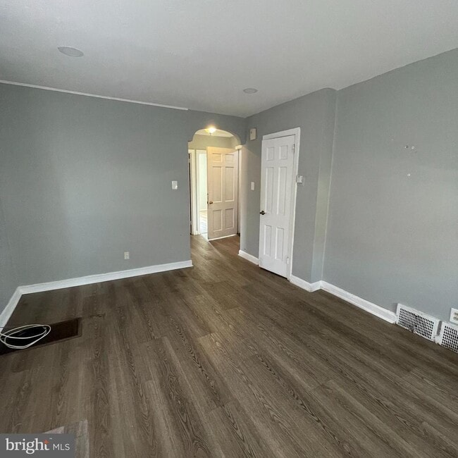 property at 1430 Greeby St
