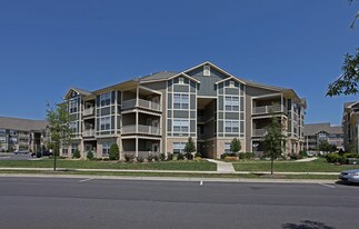 Bexley Cloisters at Steelecroft in Charlotte, NC - Building Photo