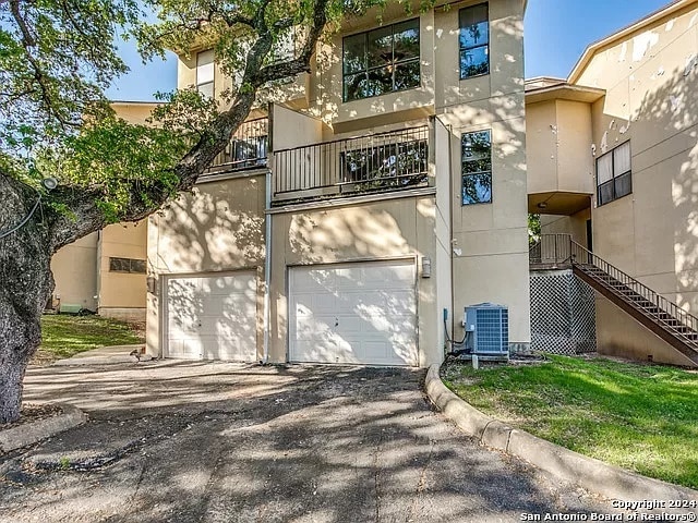 8642 Fredericksburg Rd, Unit 703