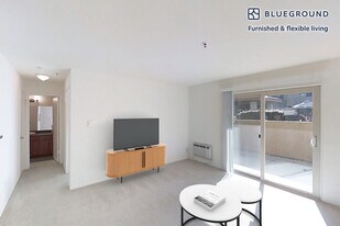 1600 Villa St, Unit SI FL2-ID11755A in Mountain View, CA - Building Photo