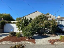 535 Richmond St in El Cerrito, CA - Building Photo