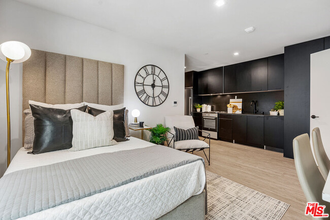 property at 3667 Keystone Av