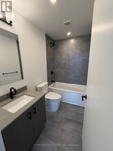 4787 Powers Cmn in Burlington, ON - Building Photo - Building Photo