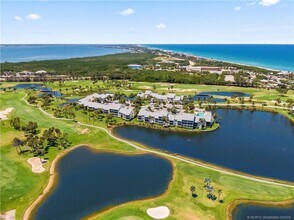 5571 NE Gulfstream Way in Stuart, FL - Building Photo - Building Photo