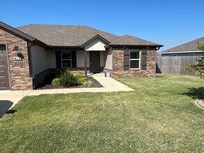 419 N Mojave St in Farmington, AR - Building Photo - Building Photo