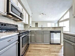 13712 E Lehigh Ave in Aurora, CO - Building Photo - Building Photo