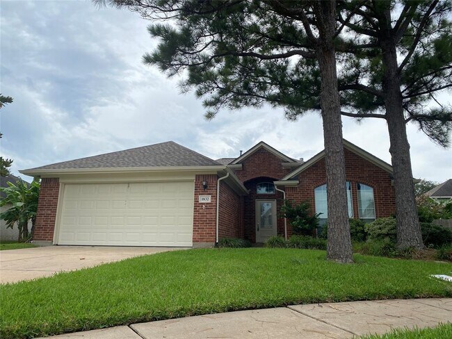 1832 Branch Hill Dr in Pearland, TX - Building Photo - Building Photo