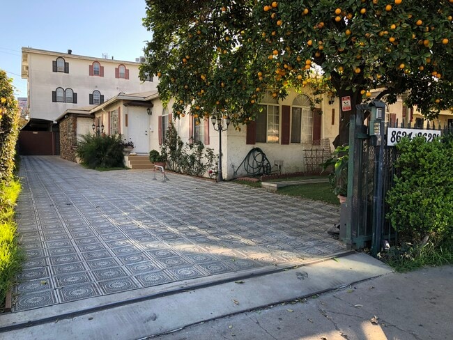 8624 Olin St, Unit 8624