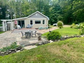 18 Meadowbrook Ln in Mattapoisett, MA - Building Photo - Building Photo