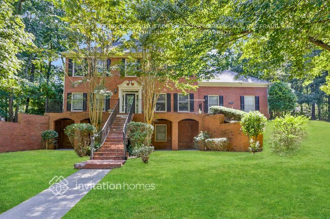 property at 5115 Chipping Dr NW