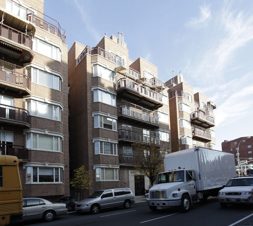 783 Bedford Ave in Brooklyn, NY - Building Photo