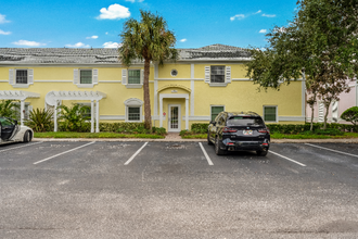 204 Pompano Dr SE in St. Petersburg, FL - Building Photo - Building Photo