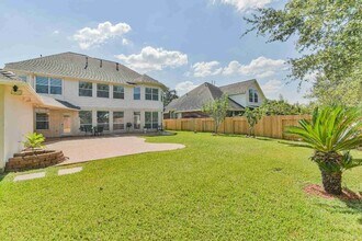 2502 Bridge Hampton Way in Sugar Land, TX - Building Photo - Building Photo