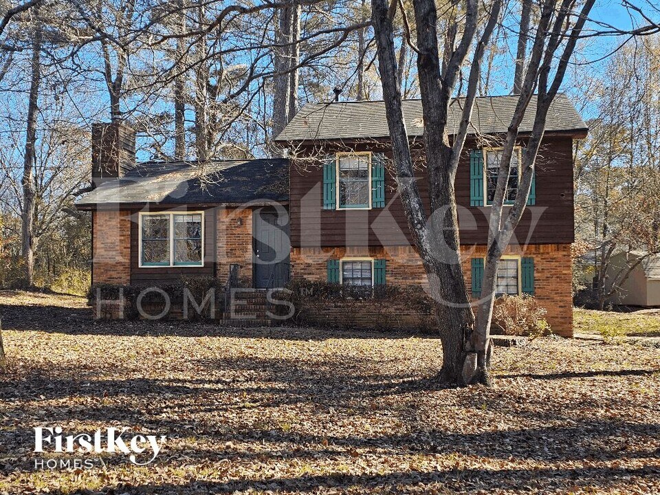 115 Derby Country Dr in Ellenwood, GA - Foto de edificio