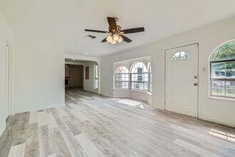 513 Jeanette Dr in Converse, TX - Building Photo - Building Photo