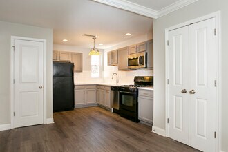 765 S 16th St, Unit 2 in Philadelphia, PA - Building Photo - Building Photo