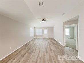 15018 Mause Creek Dr in Humble, TX - Building Photo - Building Photo