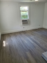 13 Geer St in Belton, SC - Foto de edificio - Building Photo