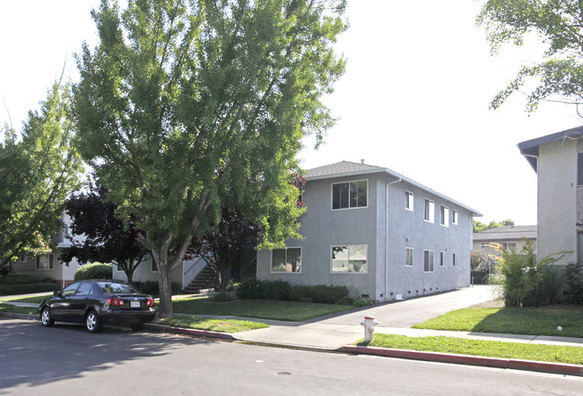 1632 Ontario Dr in Sunnyvale, CA - Building Photo - Building Photo