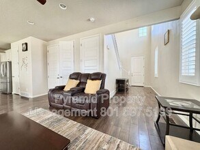 5297 Halton Ln S in West Valley City, UT - Building Photo - Building Photo