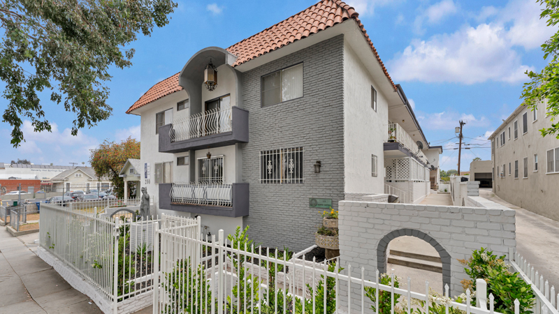 Oxford Apartments in Los Angeles, CA - Building Photo