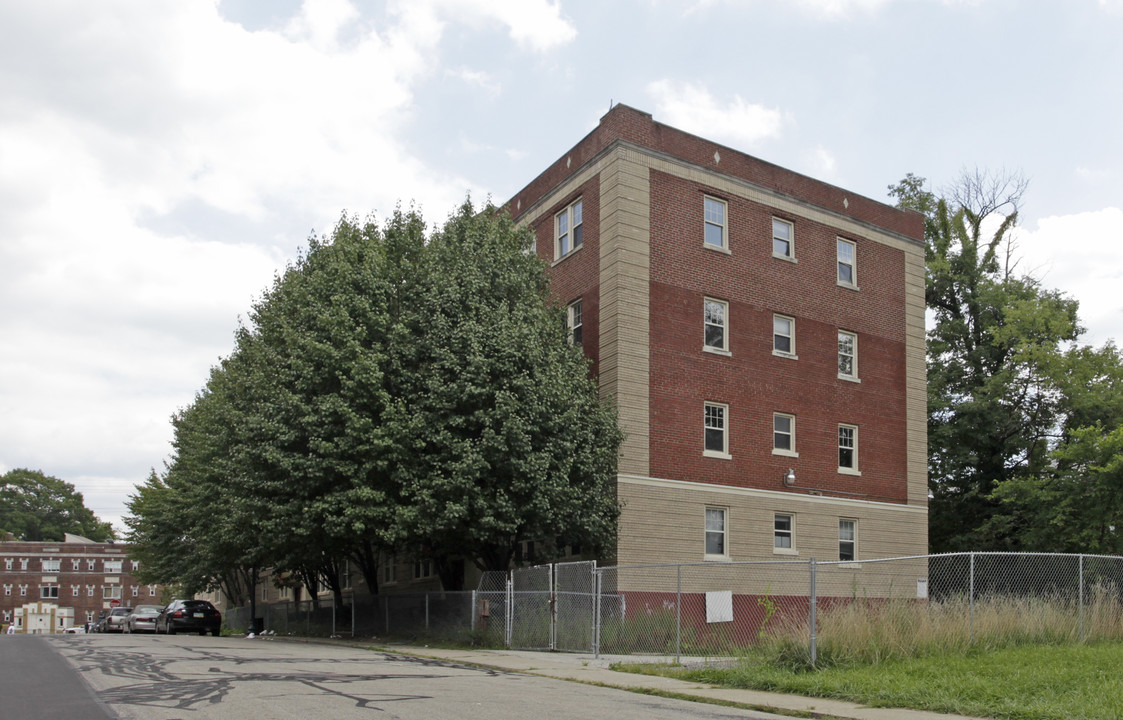 739 Chalfonte Pl in Cincinnati, OH - Foto de edificio
