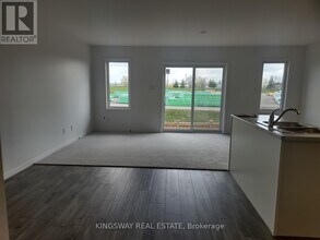 20 West Ml St in North Dumfries, ON - Building Photo - Building Photo