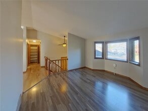 10430 163rd St W in Lakeville, MN - Building Photo - Building Photo