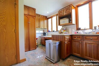 25 Claymoss Rd, Unit 2 in Boston, MA - Foto de edificio - Building Photo