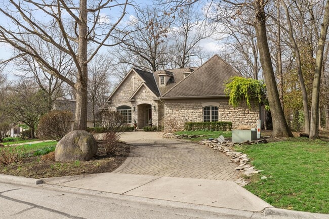 5055 Slate Run Woods Ct in Columbus, OH - Building Photo - Building Photo