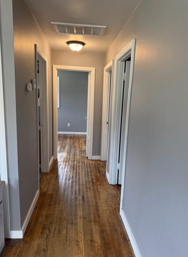 property at 817 Aeronca St
