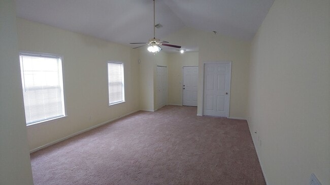 3320 Kensington Ct in Tuscaloosa, AL - Building Photo - Building Photo