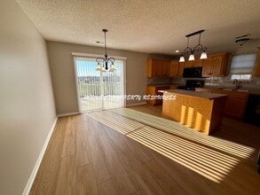 1109 Carlisle Dr in Raymore, MO - Building Photo - Building Photo