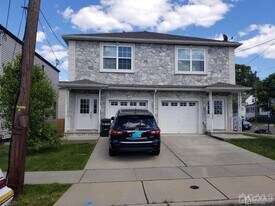 58 Christopher St in Carteret, NJ - Building Photo