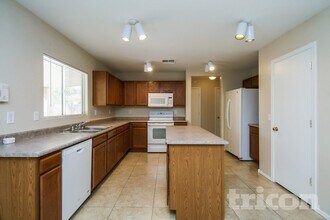 3153 E Bagdad Rd in Queen Creek, AZ - Building Photo - Building Photo