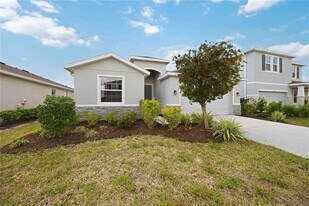 5719 Woodland Sage Dr in Sarasota, FL - Building Photo