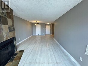 126 Bell Farm Rd in Barrie, ON - Building Photo - Building Photo