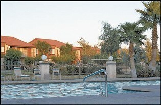 Desert Star in Phoenix, AZ - Building Photo