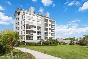 215 Ballyshannon St, Unit C401 in Melbourne Beach, FL - Building Photo