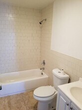 3616 Pearl St-Unit -2 in Ft. Myers, FL - Building Photo - Building Photo